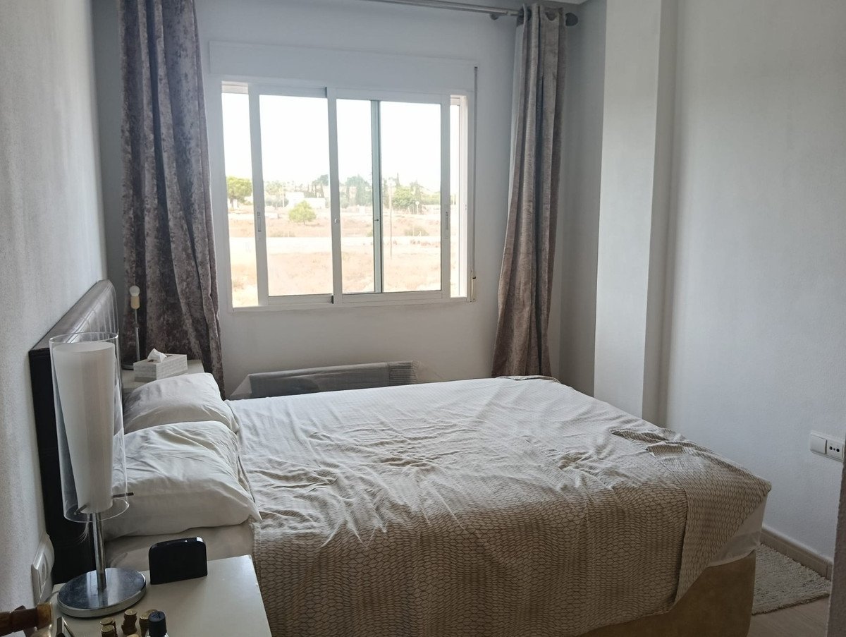2 Bed Top Floor Apartment in Los Montesinos