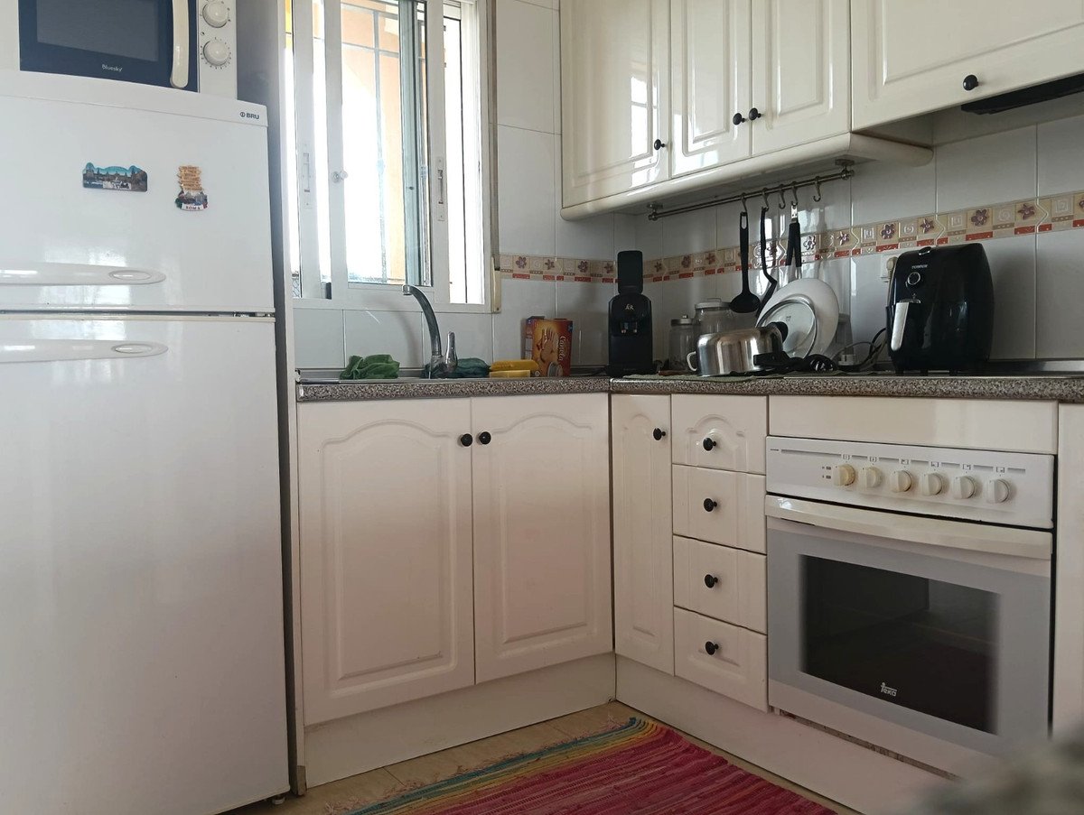 2 Bed Top Floor Apartment in Los Montesinos