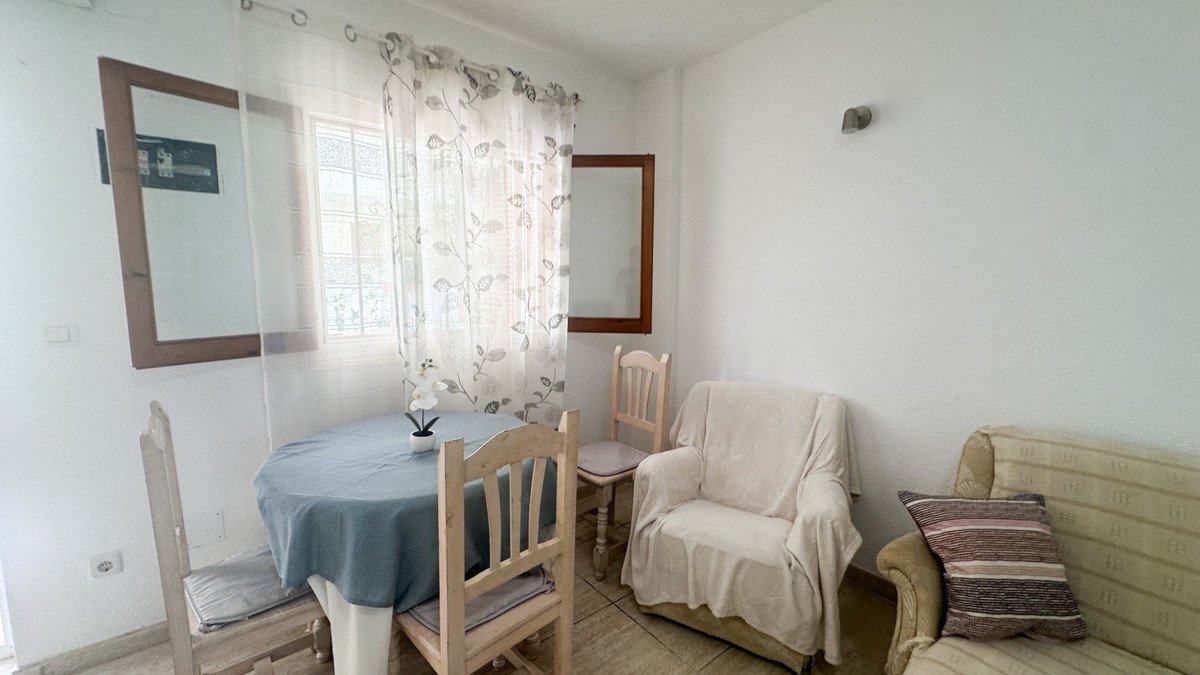 2 Bed Ground Floor Apartment in La Zenia