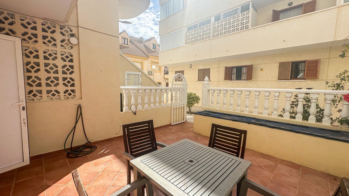 2 Bed Ground Floor Apartment in La Zenia