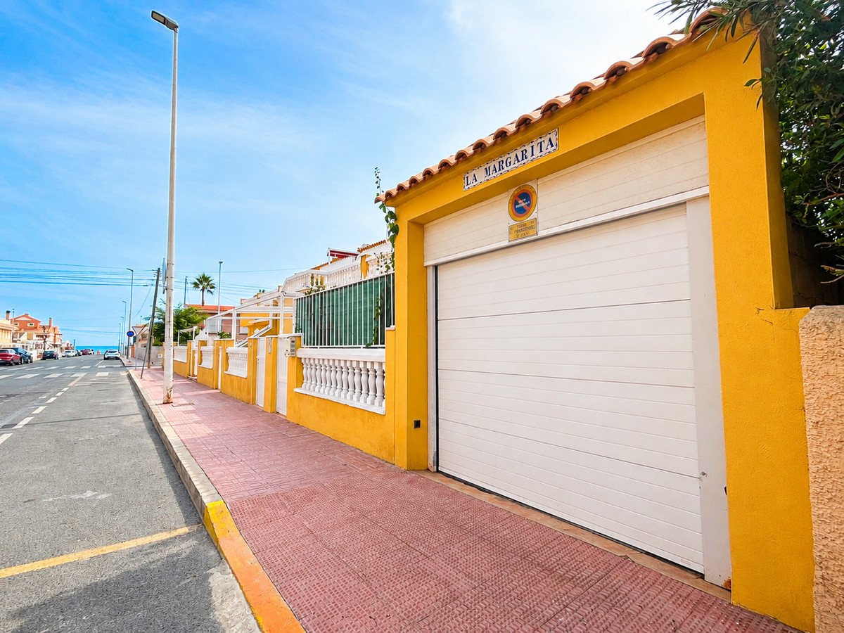 3 Bed Ground Floor Apartment in La Mata