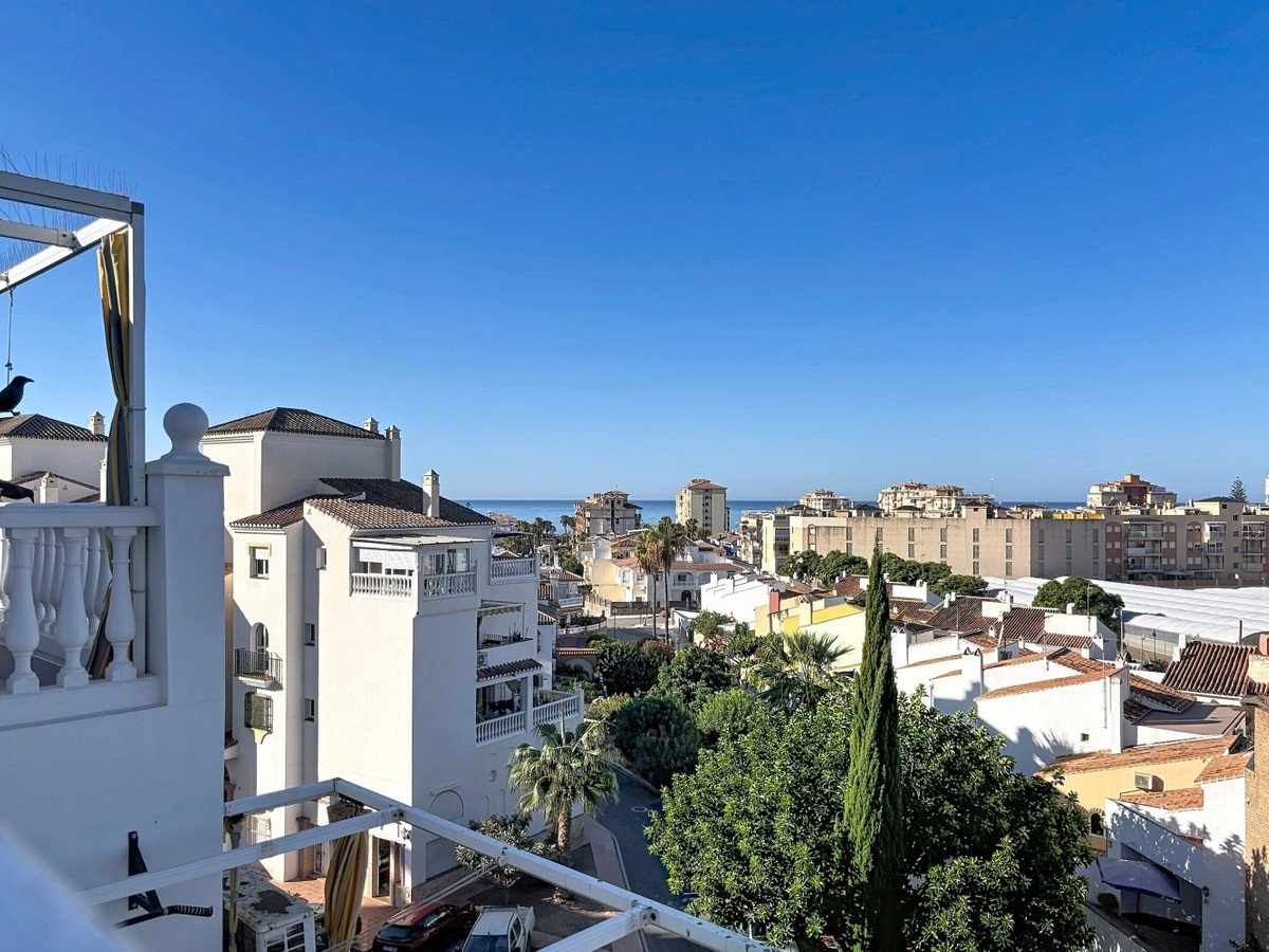 1 Bed Middle Floor Apartment in Torrox Costa