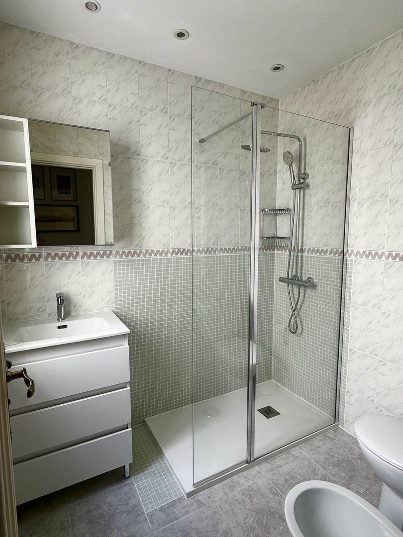1 Bed Middle Floor Apartment in Málaga Centro