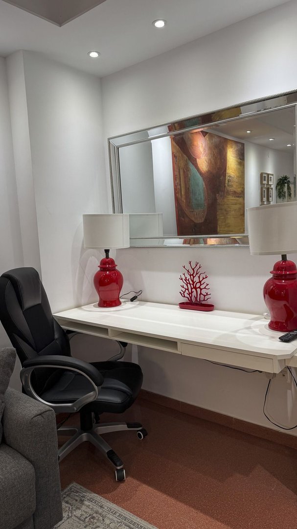 1 Bed Middle Floor Apartment in Málaga Centro