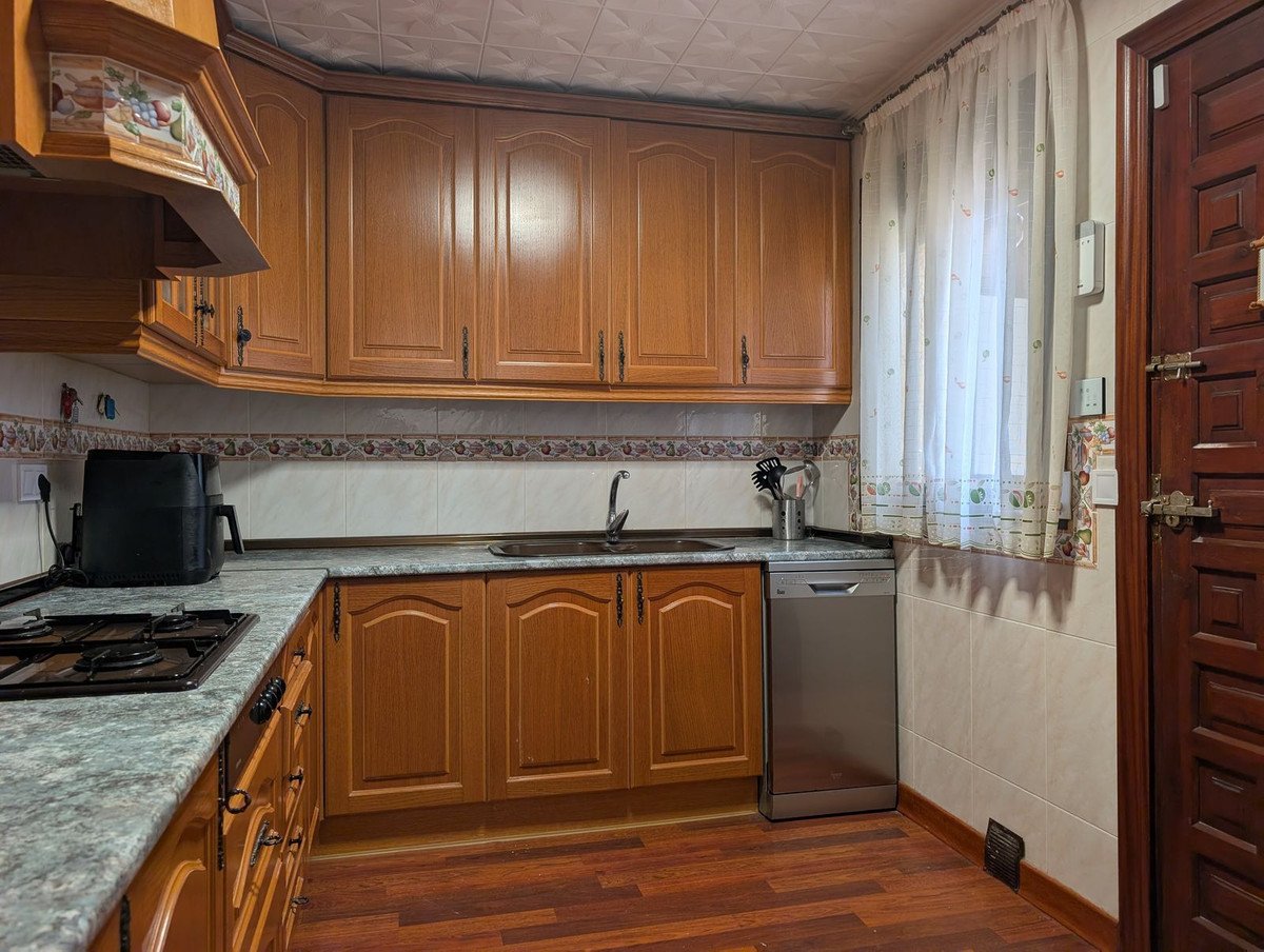 5 Bed Detached Villa in San Vicente del Raspeig