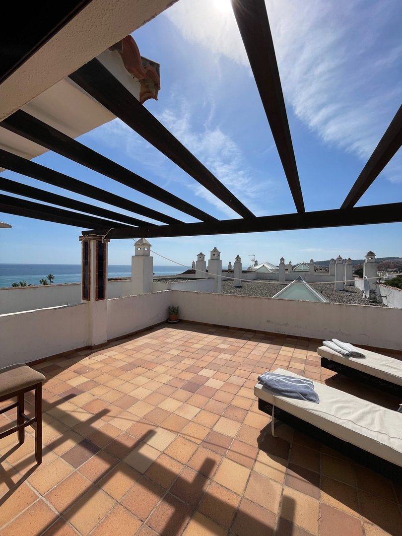 3 Bed Penthouse in La Duquesa