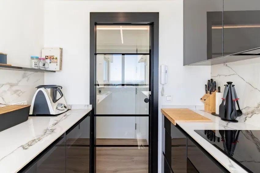 3 Bed Middle Floor Apartment in Marbella