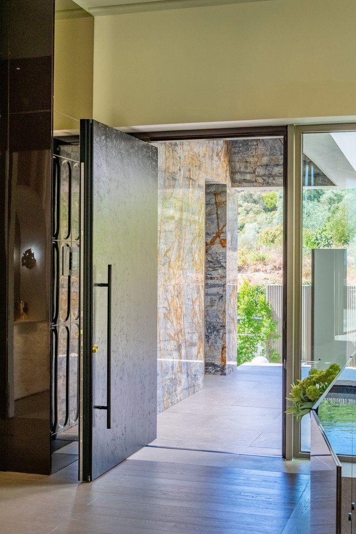 6 Bed Detached Villa in Sotogrande