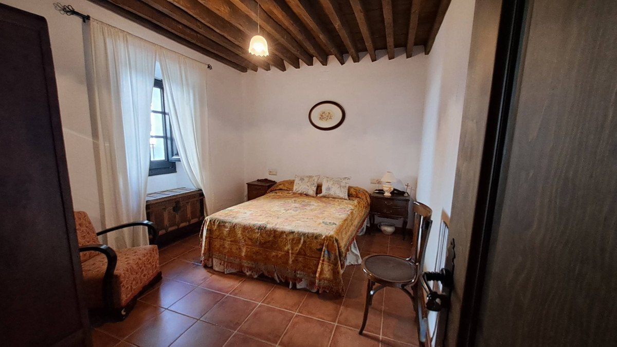 4 Bed Townhouse in Montejaque