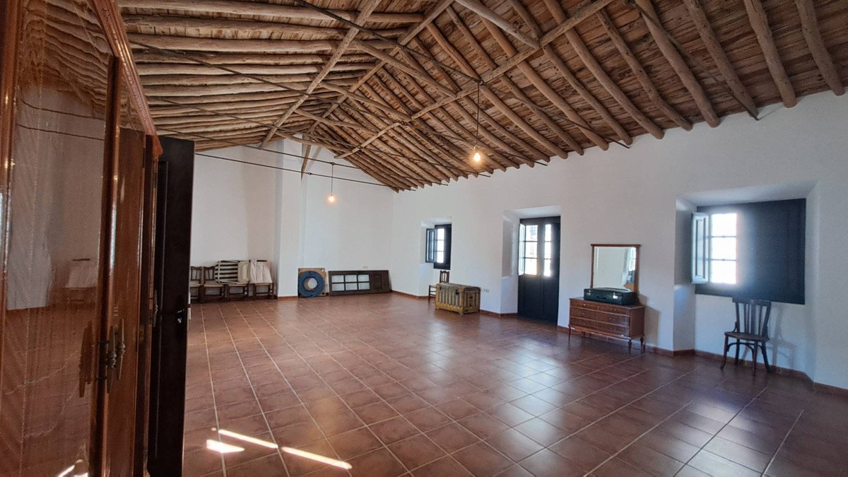 4 Bed Townhouse in Montejaque