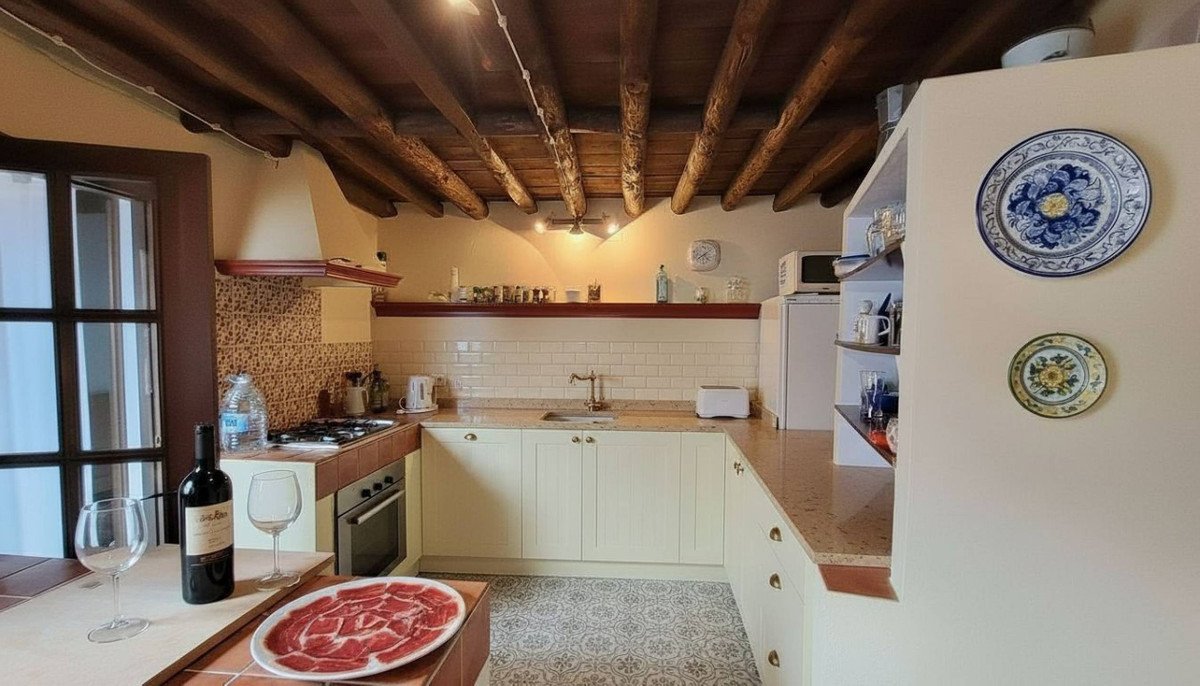 4 Bed Townhouse in Montejaque