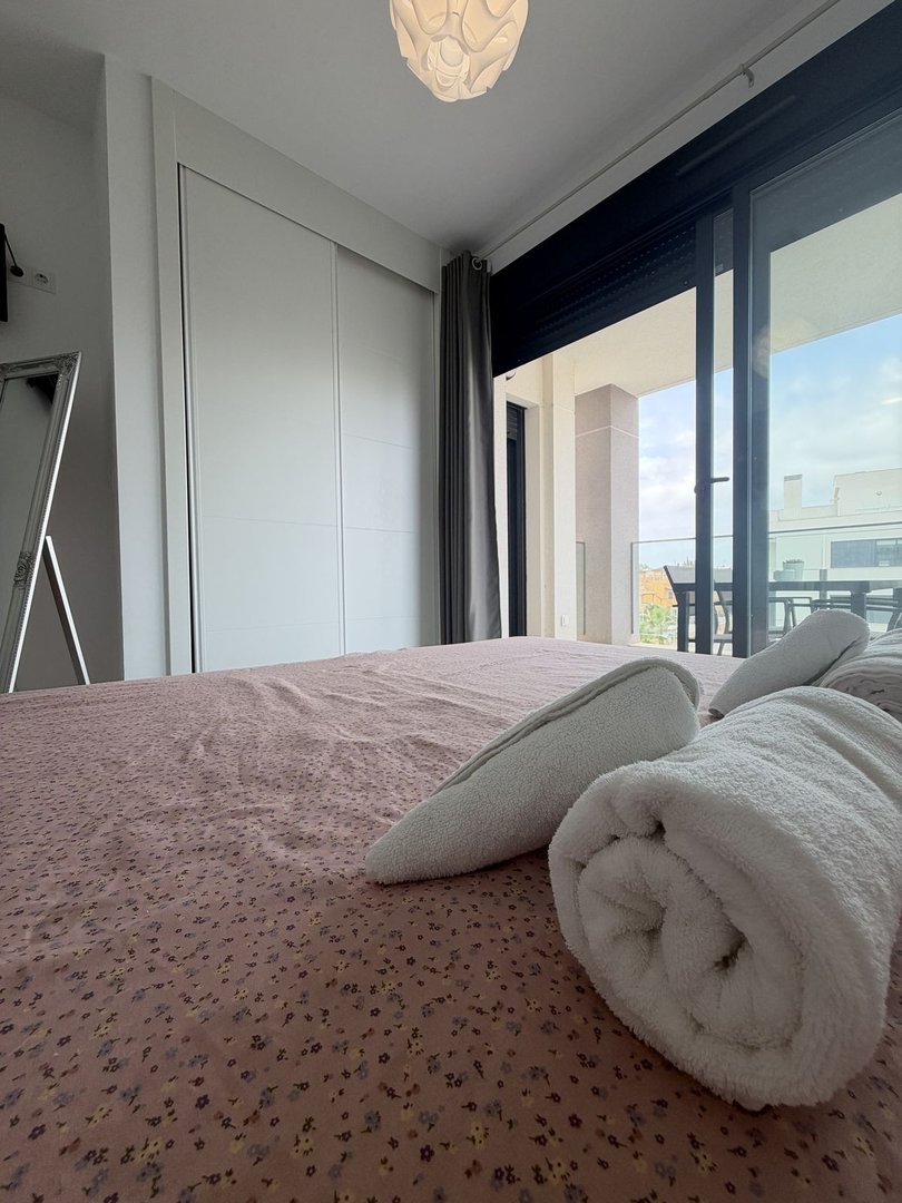 2 Bed Top Floor Apartment in Villamartin