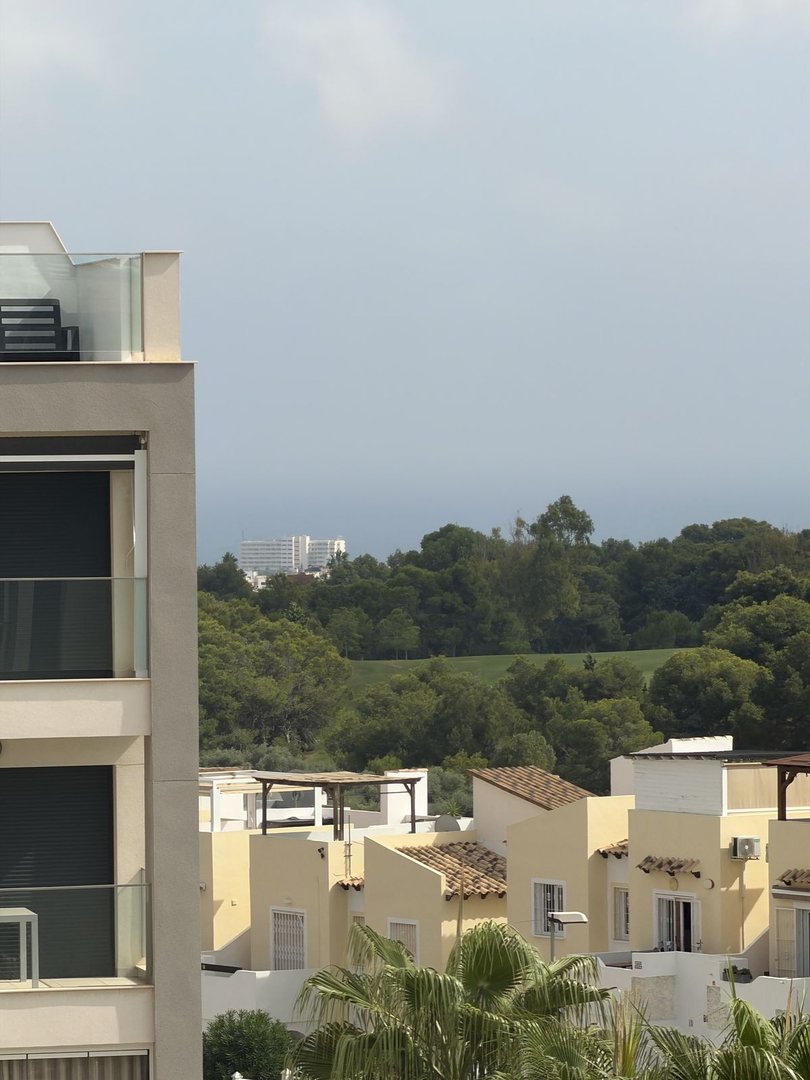 2 Bed Top Floor Apartment in Villamartin