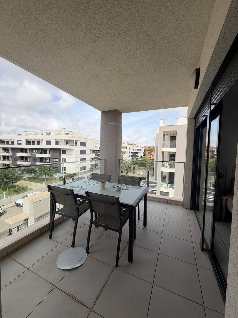 2 Bed Top Floor Apartment in Villamartin