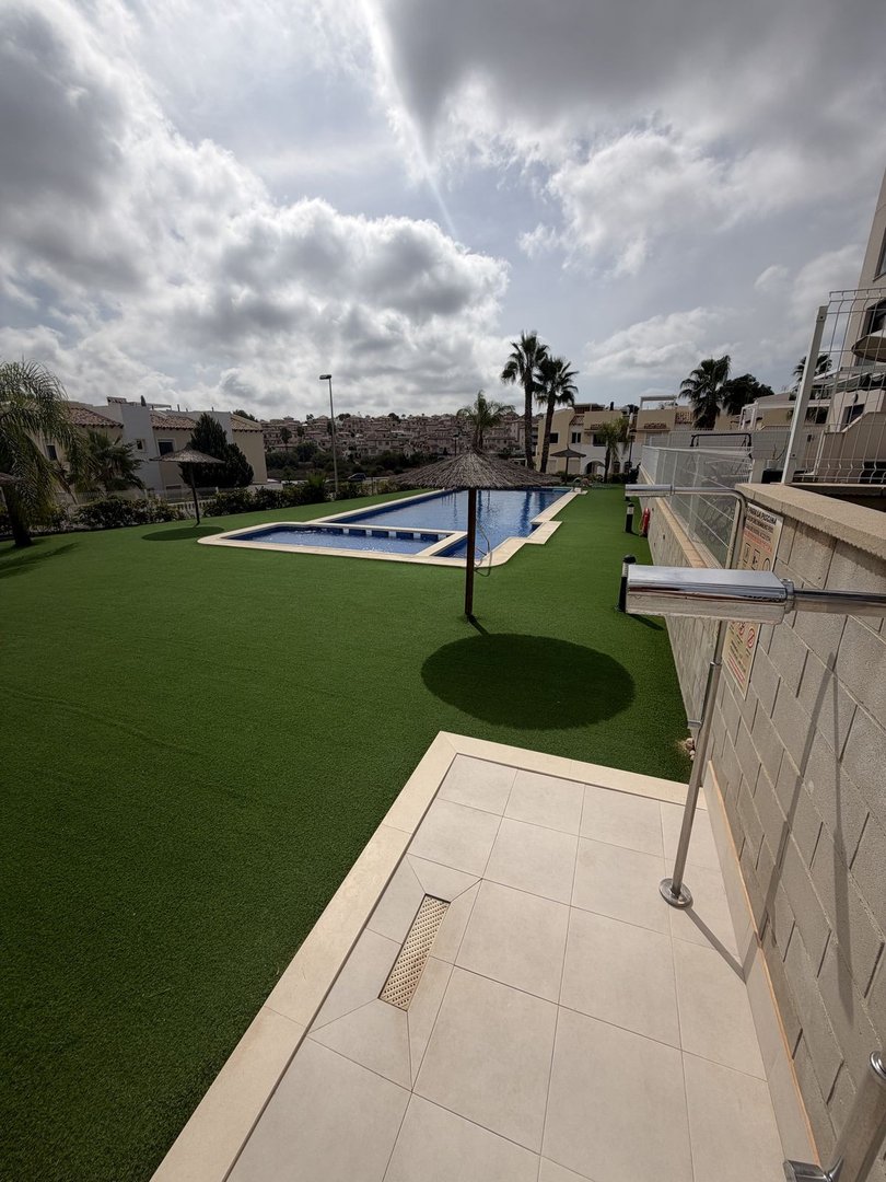 2 Bed Top Floor Apartment in Villamartin