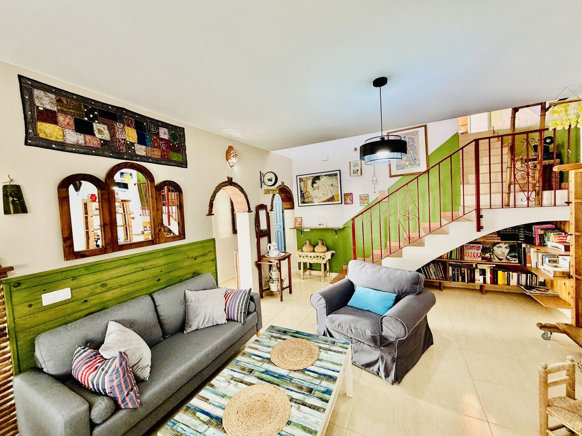 3 Bed Semi-Detached House in Benamargosa