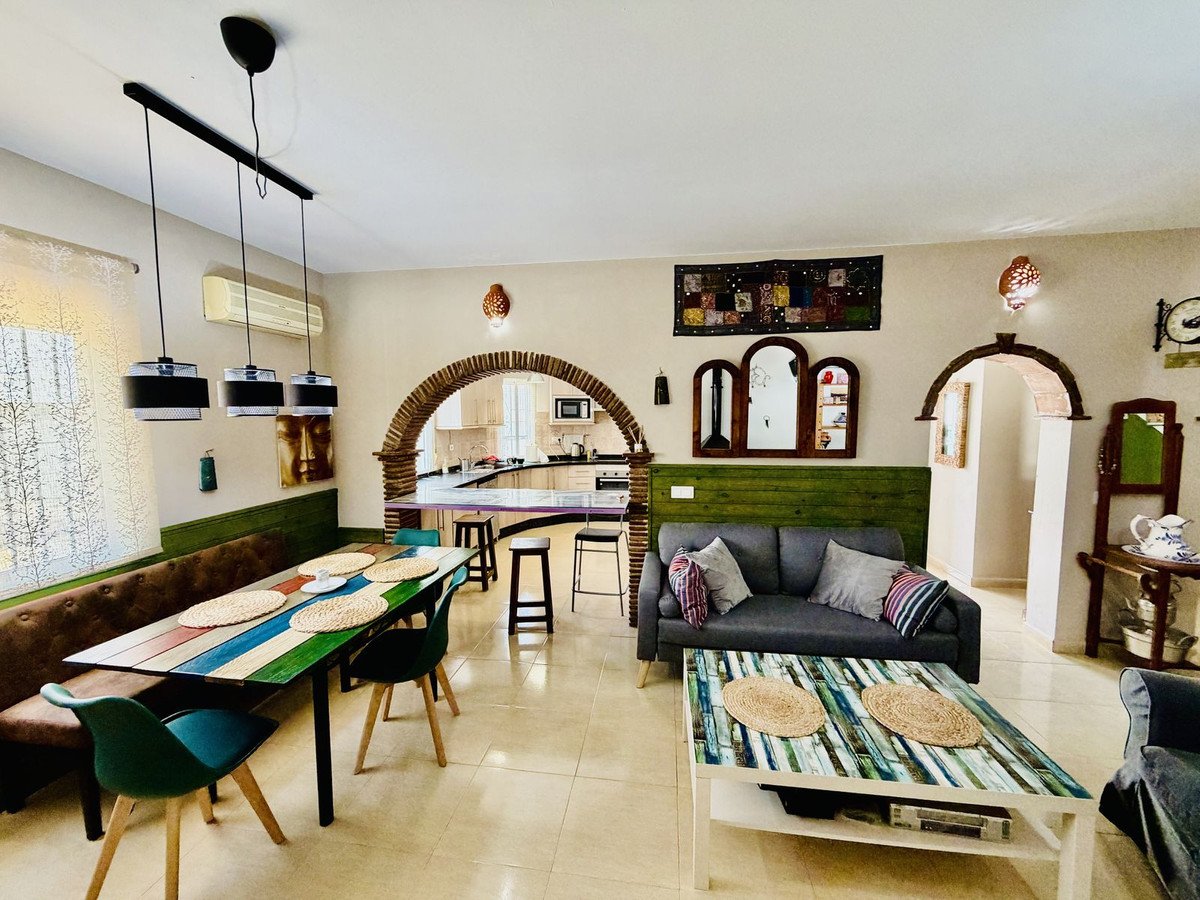 3 Bed Semi-Detached House in Benamargosa