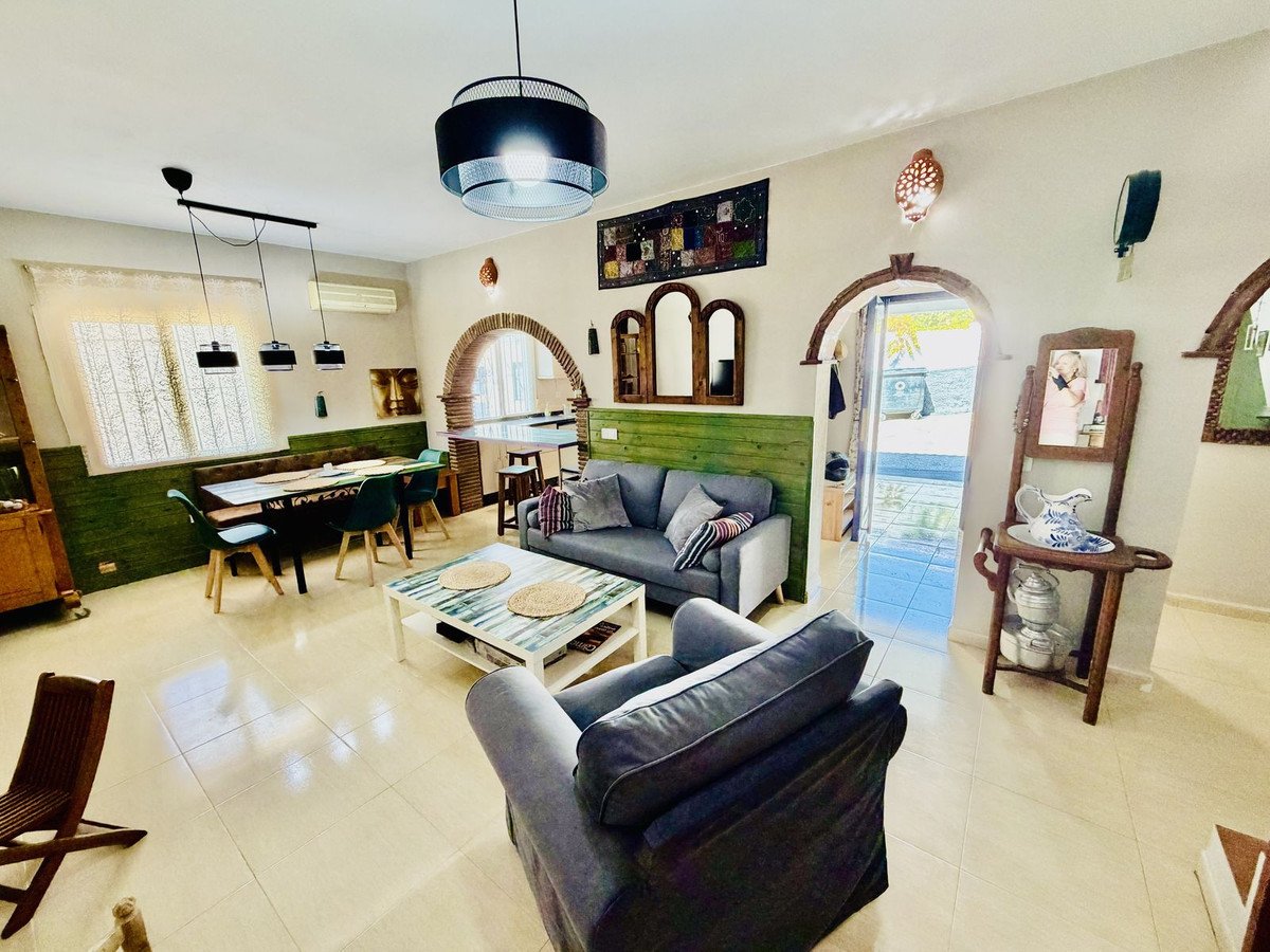 3 Bed Semi-Detached House in Benamargosa