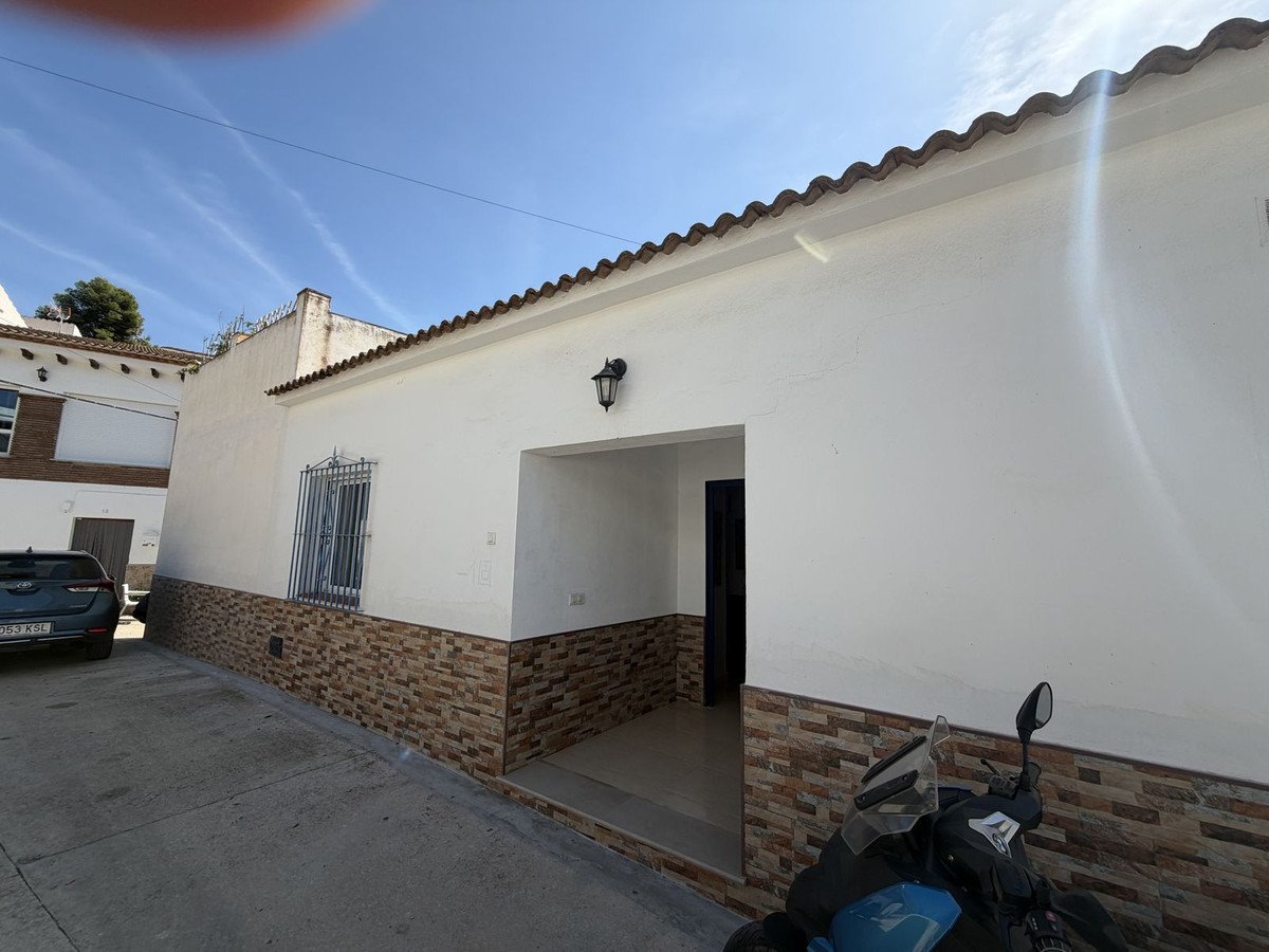 3 Bed Semi-Detached House in Benamargosa