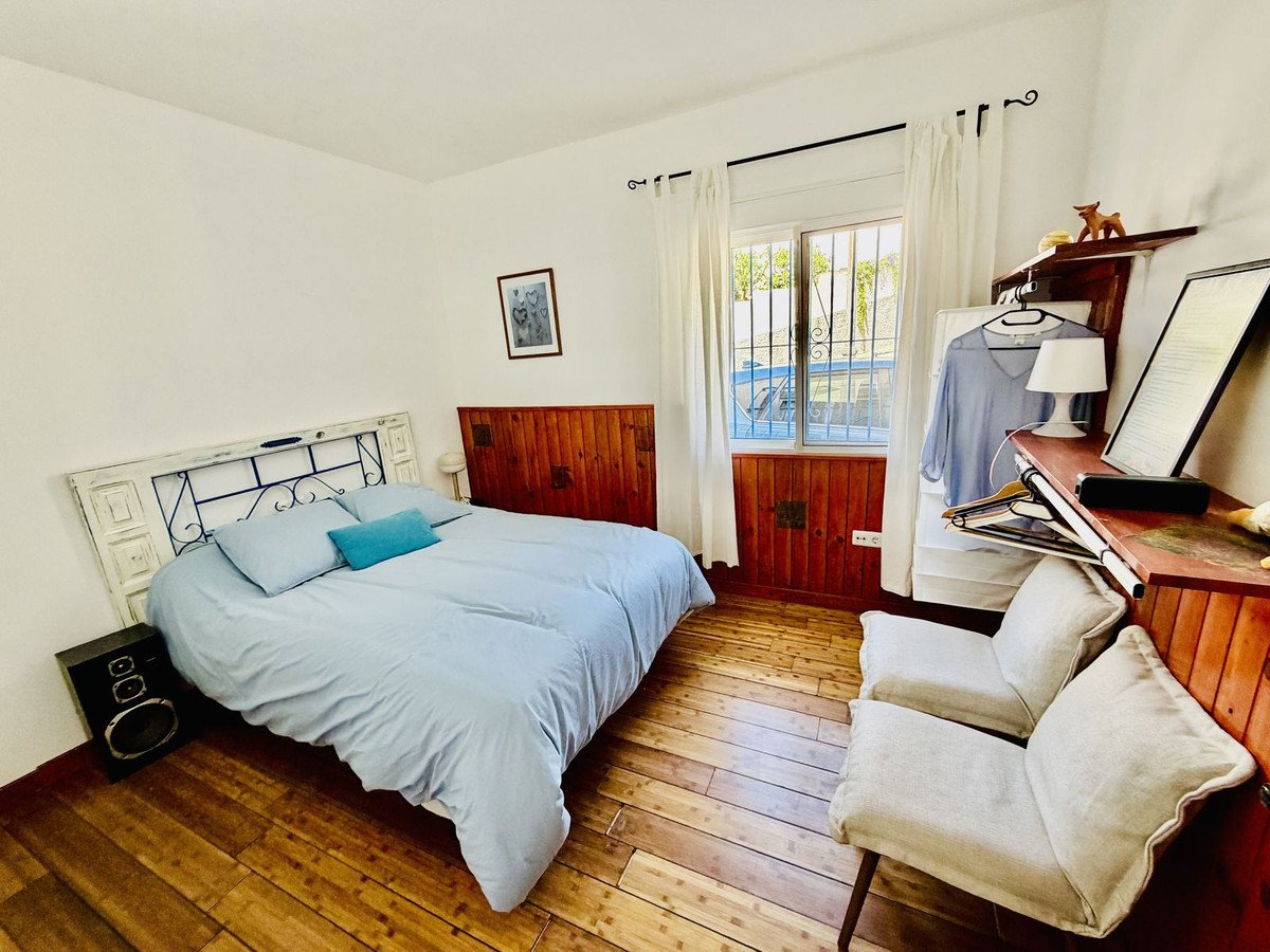 3 Bed Semi-Detached House in Benamargosa