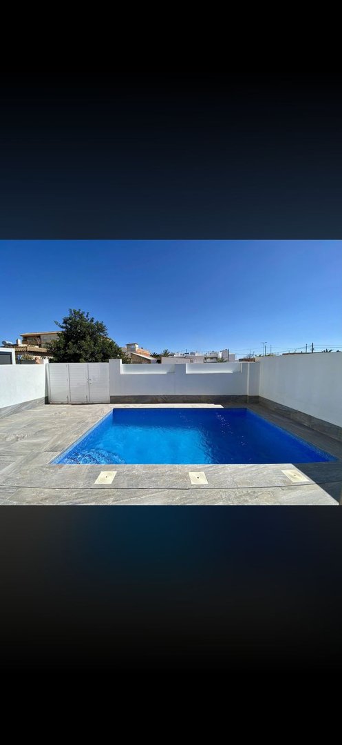 3 Bed Detached Villa in Avileses