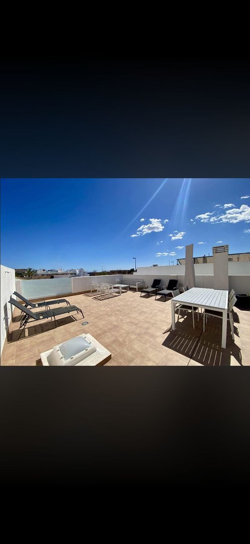 3 Bed Detached Villa in Avileses
