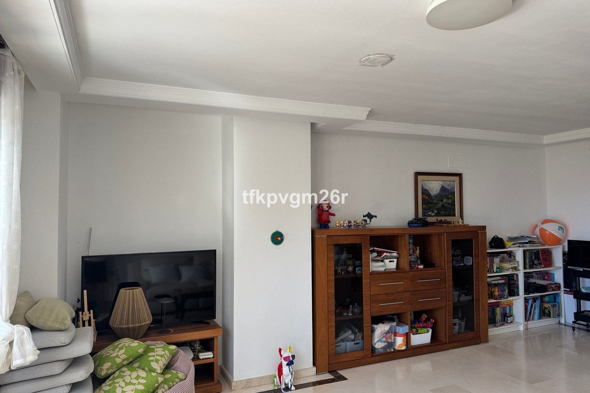 2 Bed Ground Floor Apartment in Casares Playa