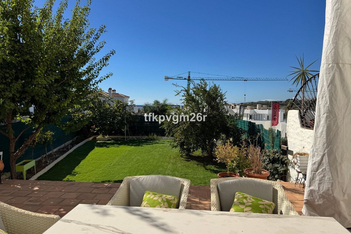2 Bed Ground Floor Apartment in Casares Playa