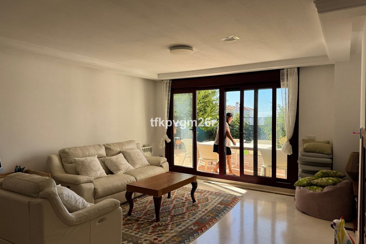 2 Bed Ground Floor Apartment in Casares Playa
