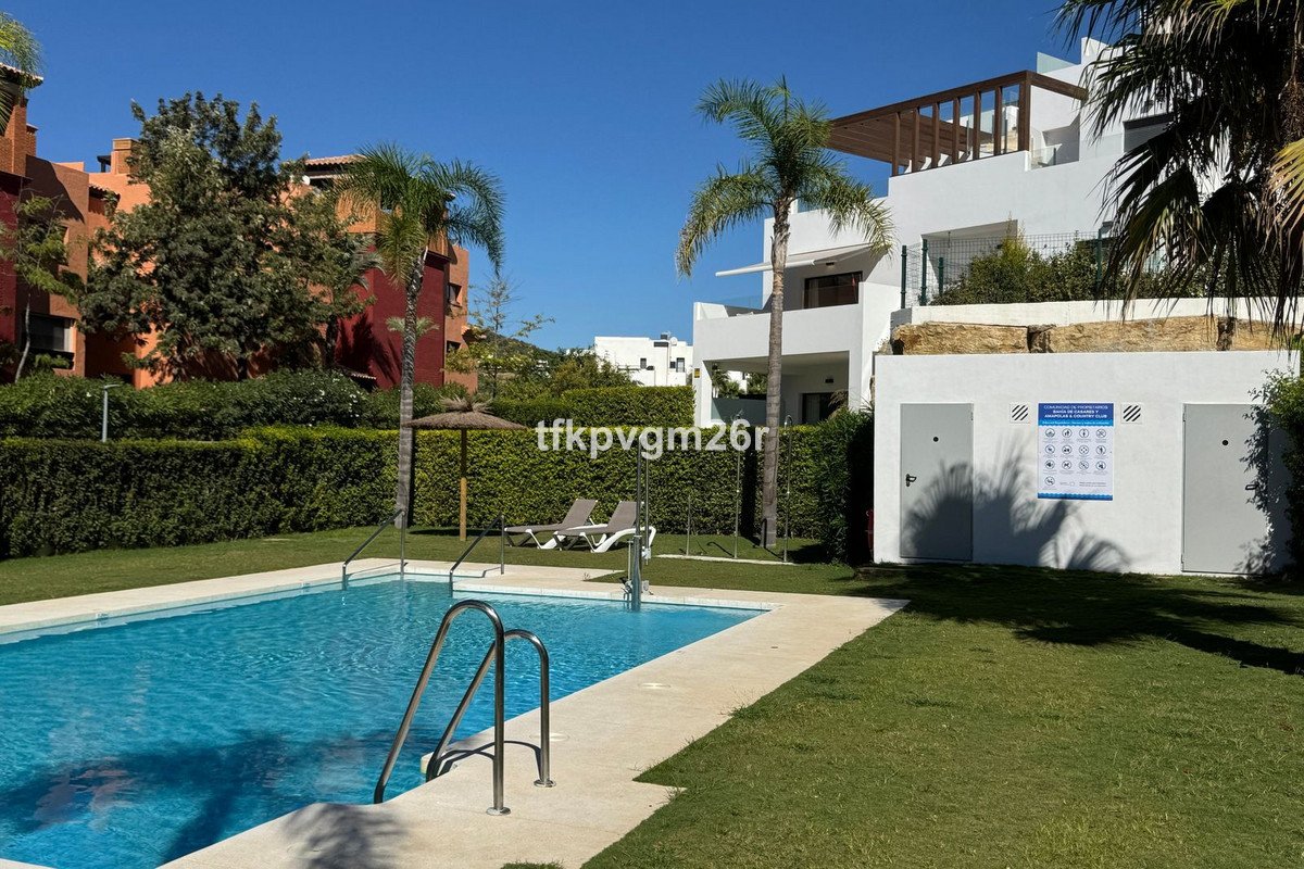 2 Bed Ground Floor Apartment in Casares Playa