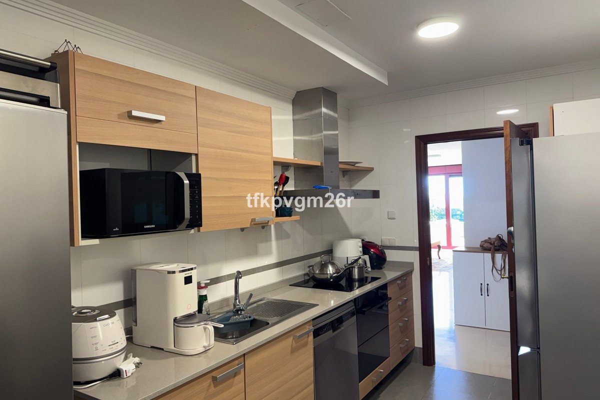 2 Bed Ground Floor Apartment in Casares Playa