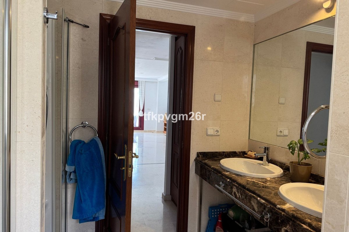 2 Bed Ground Floor Apartment in Casares Playa
