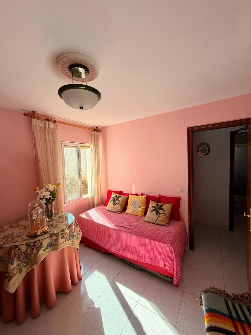 3 Bed Middle Floor Apartment in Benalmadena Pueblo