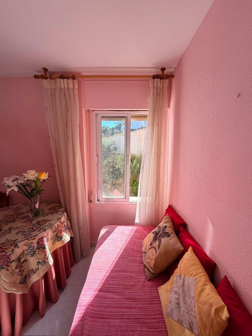 3 Bed Middle Floor Apartment in Benalmadena Pueblo