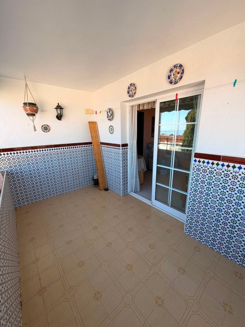 3 Bed Middle Floor Apartment in Benalmadena Pueblo
