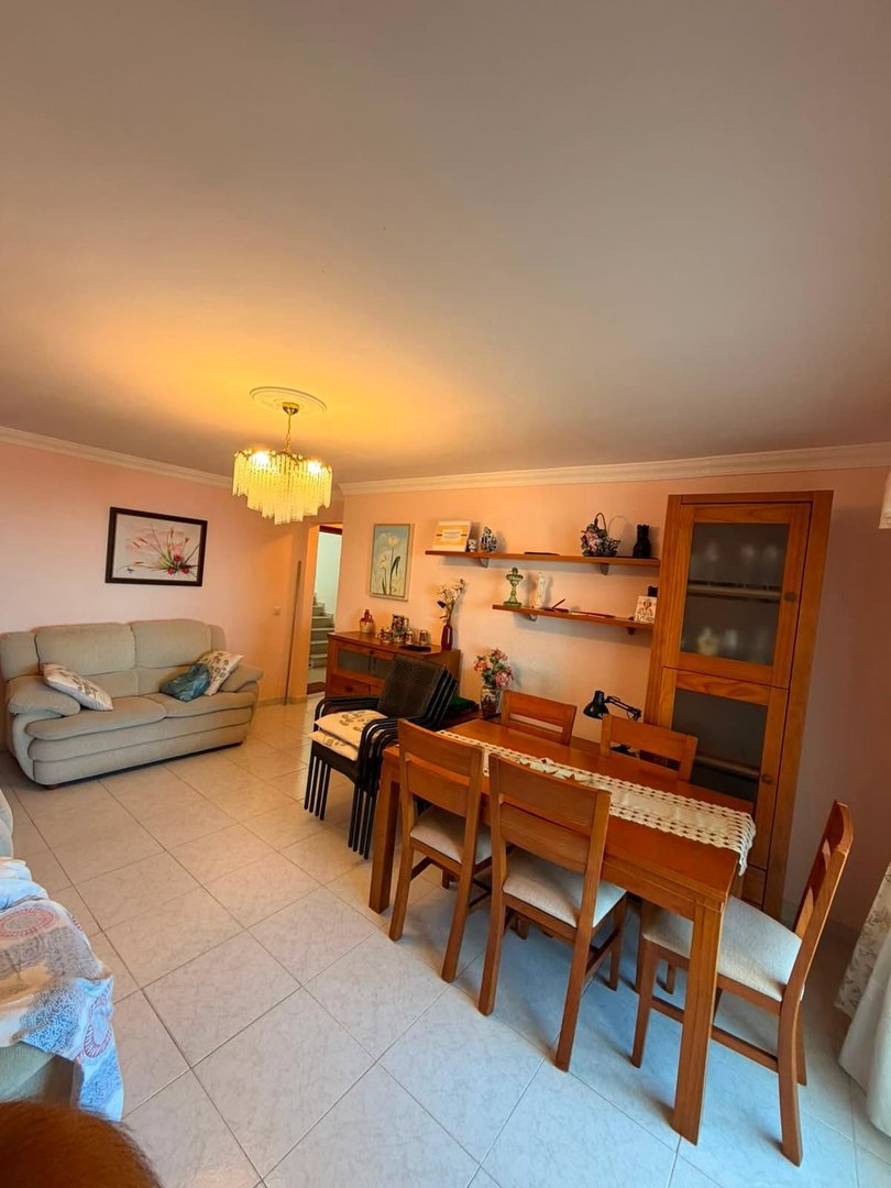 3 Bed Middle Floor Apartment in Benalmadena Pueblo