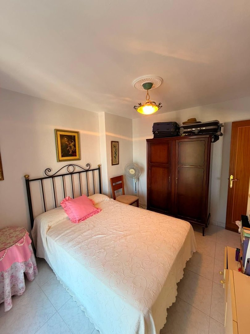 3 Bed Middle Floor Apartment in Benalmadena Pueblo