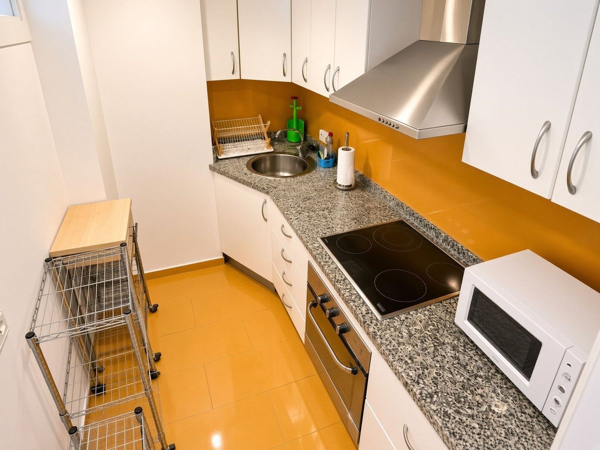 2 Bed Middle Floor Apartment in Torreguadiaro