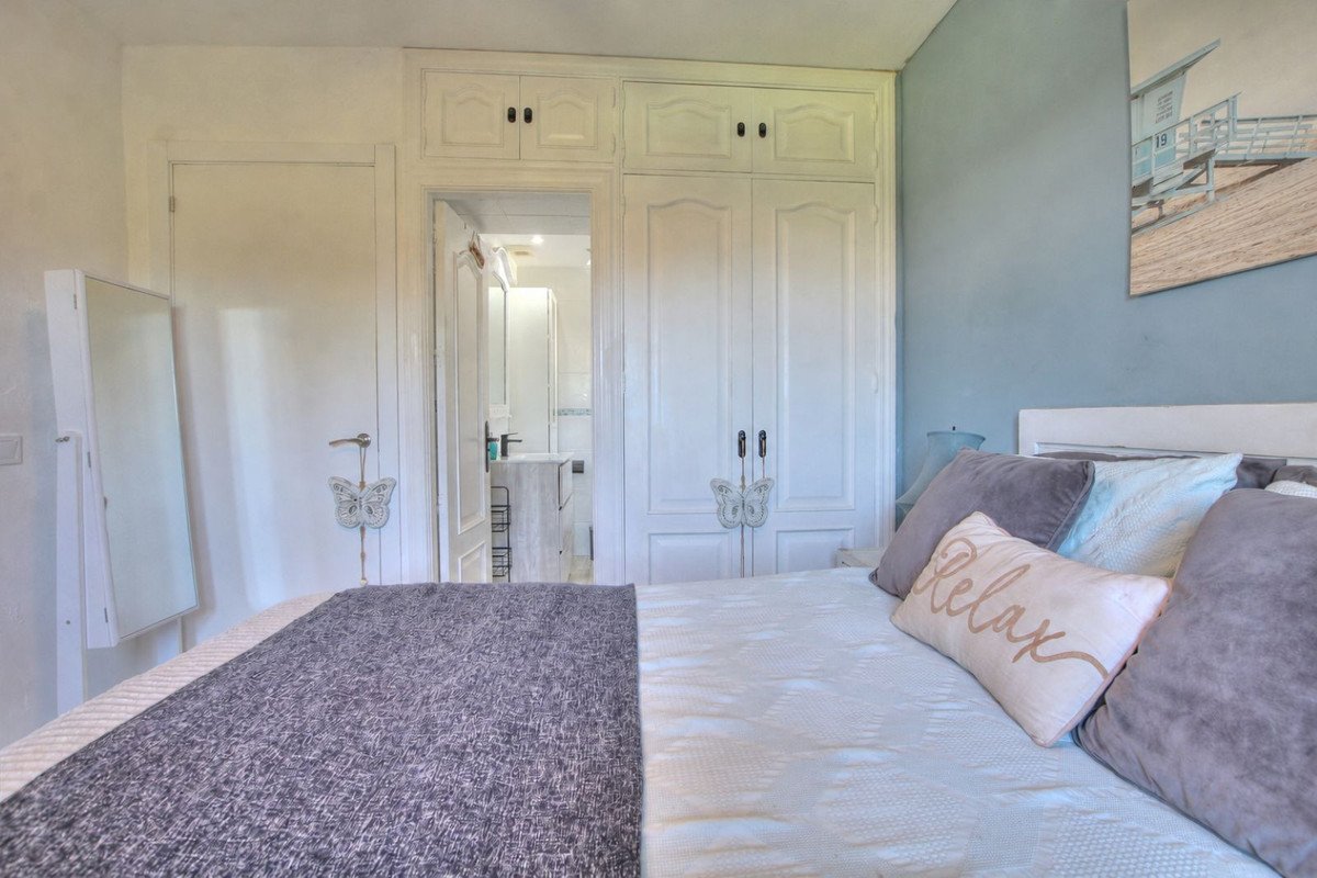 2 Bed Ground Floor Apartment in Riviera del Sol