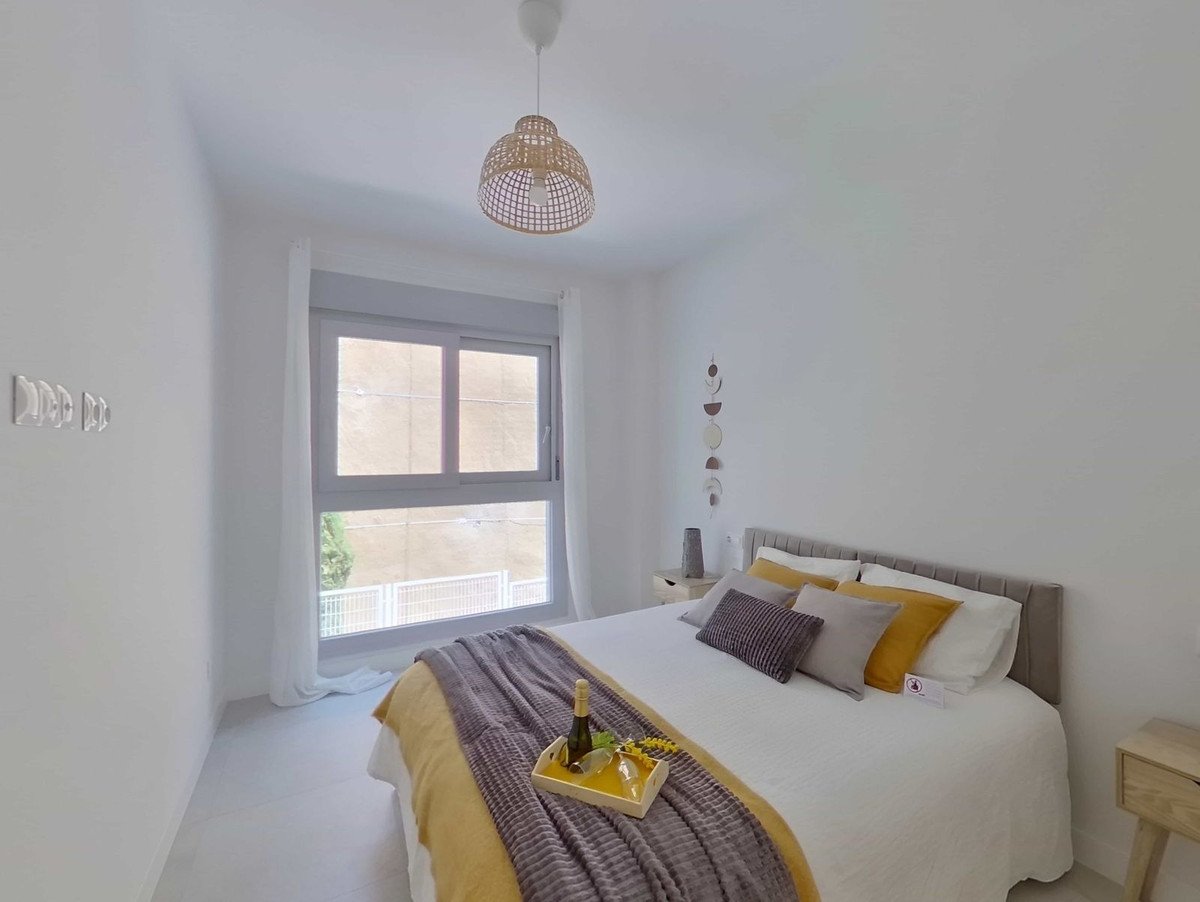 3 Bed Middle Floor Apartment in Benalmadena Pueblo