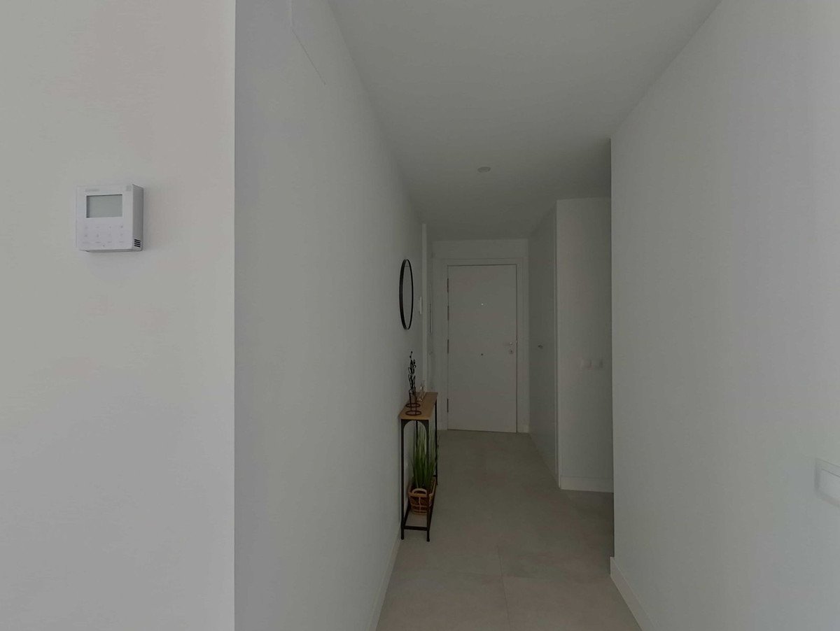 3 Bed Middle Floor Apartment in Benalmadena Pueblo