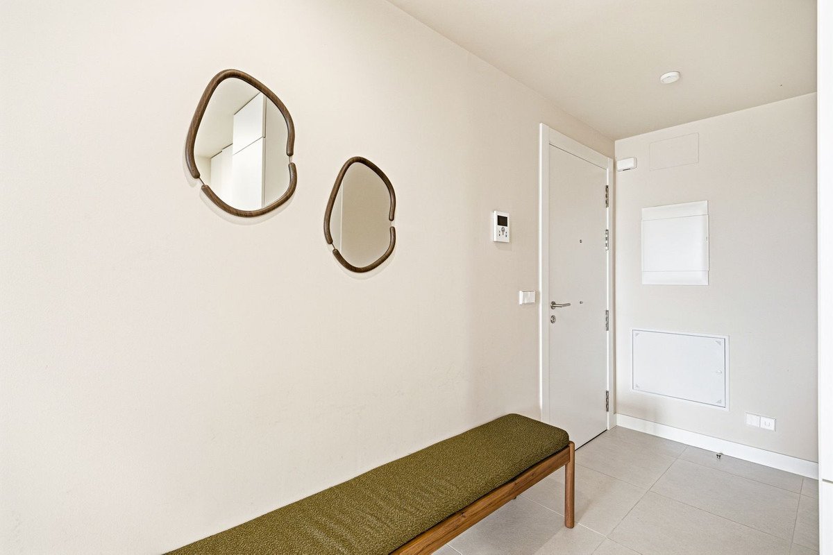 2 Bed Middle Floor Apartment in Calanova Golf