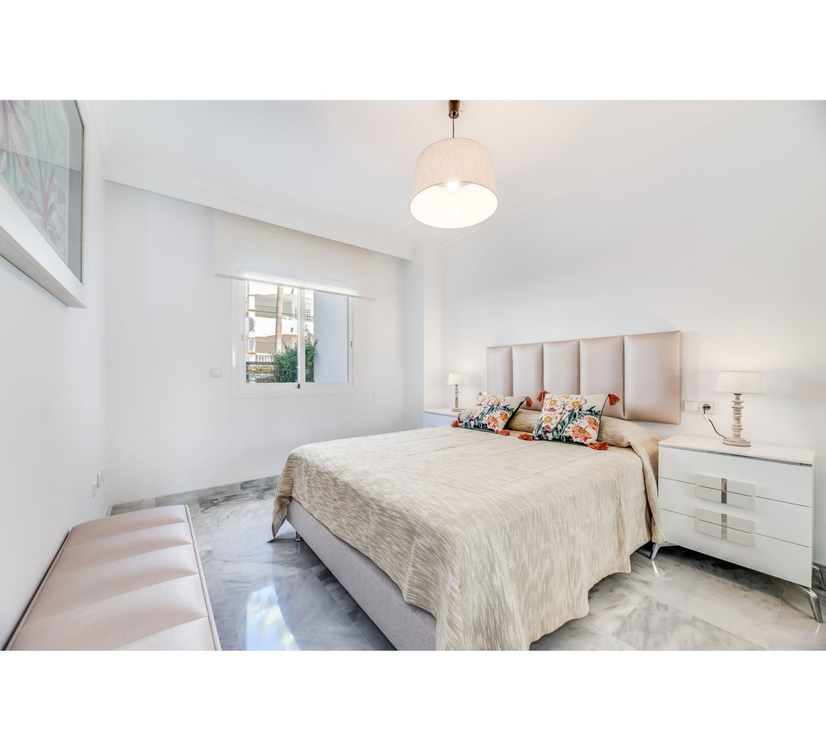2 Bed Ground Floor Apartment in Nueva Andalucía