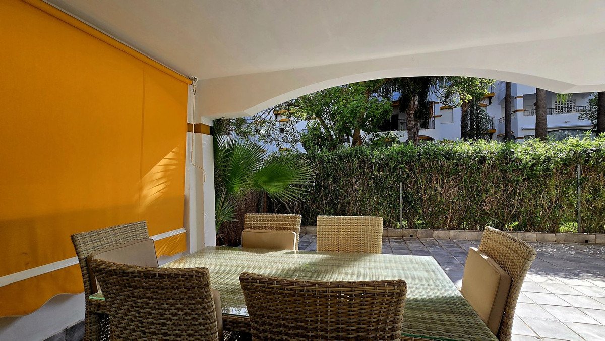 2 Bed Ground Floor Apartment in Nueva Andalucía