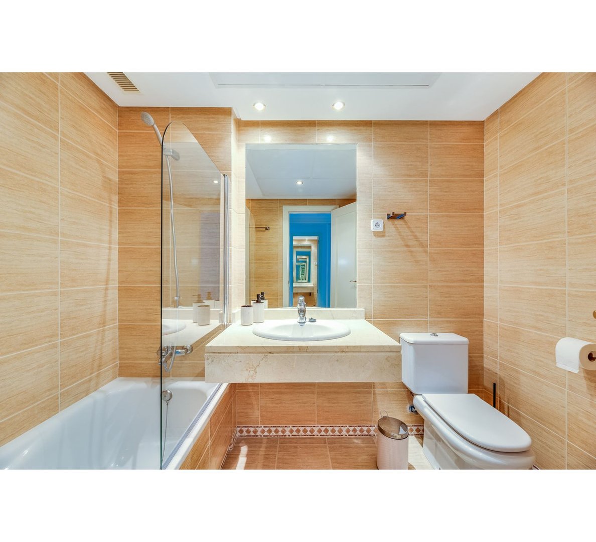 2 Bed Ground Floor Apartment in Nueva Andalucía