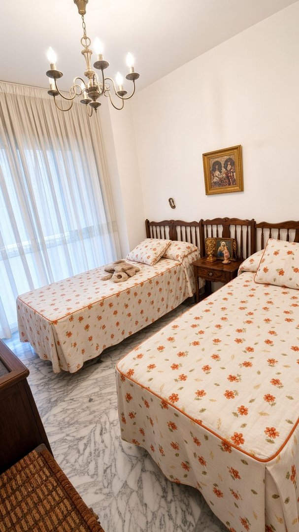 3 Bed Middle Floor Apartment in Marbella
