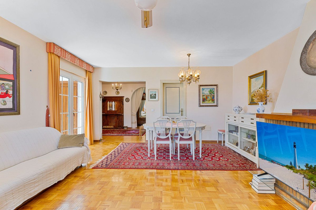 4 Bed Detached Villa in Mijas