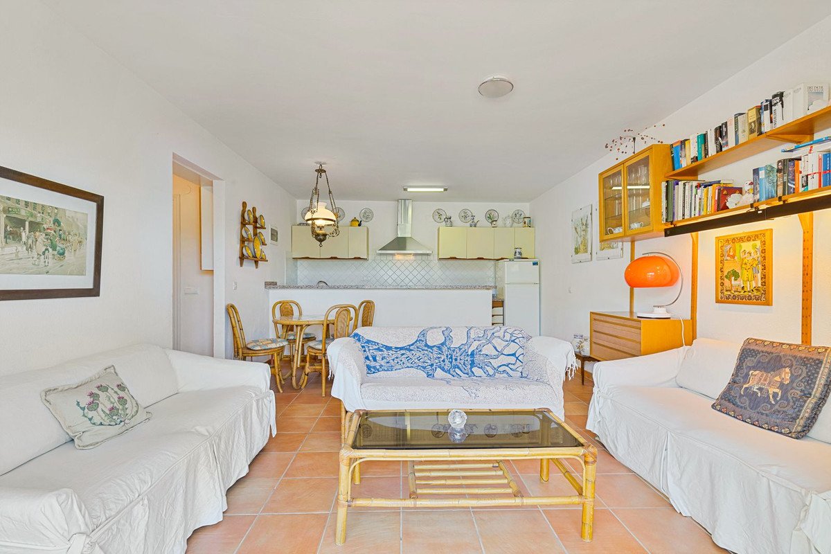 4 Bed Detached Villa in Mijas