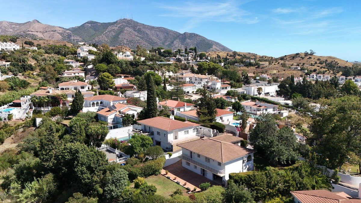 4 Bed Detached Villa in Mijas