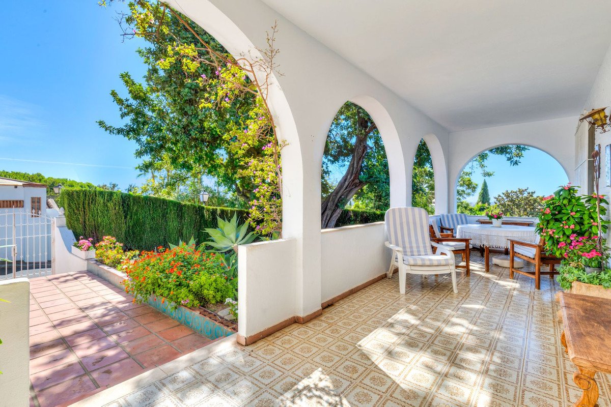 4 Bed Detached Villa in Mijas